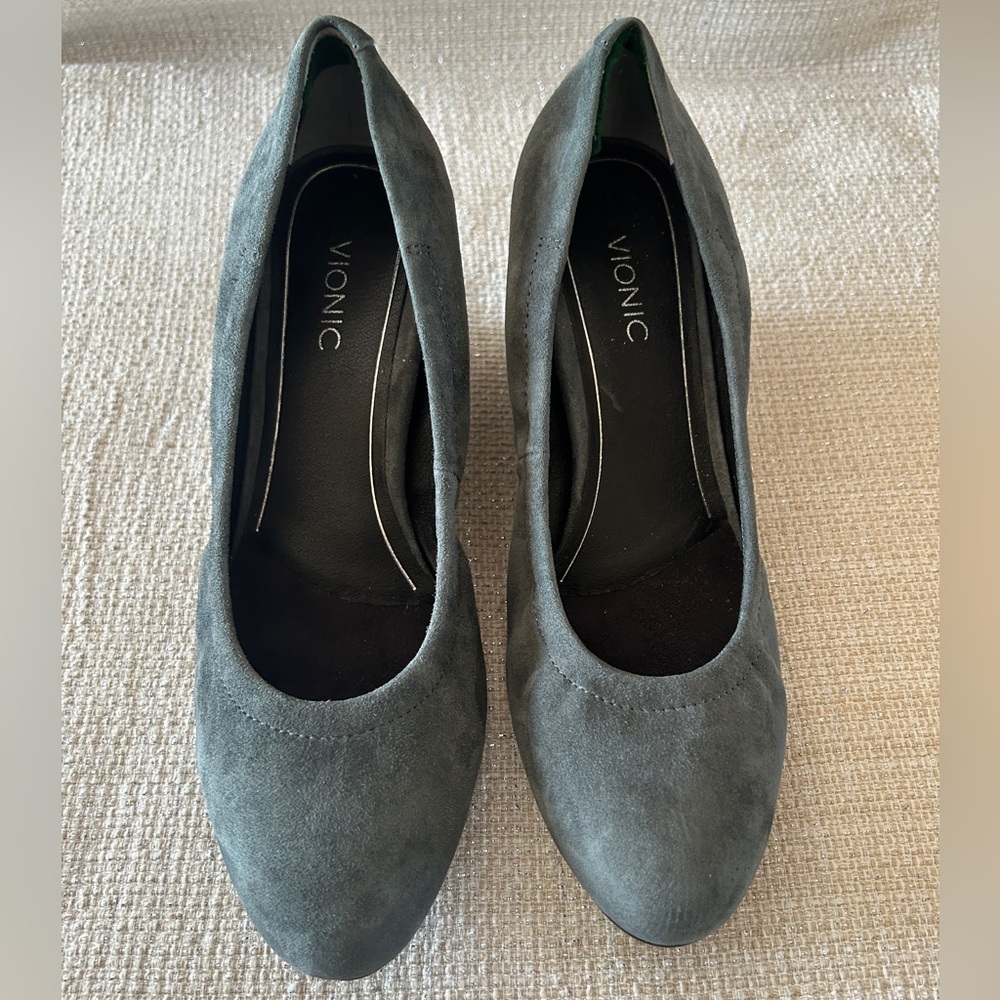VIONIC Camden Womens Pumps Gray Wedge Heel Dress Formal Work Evening Shoes